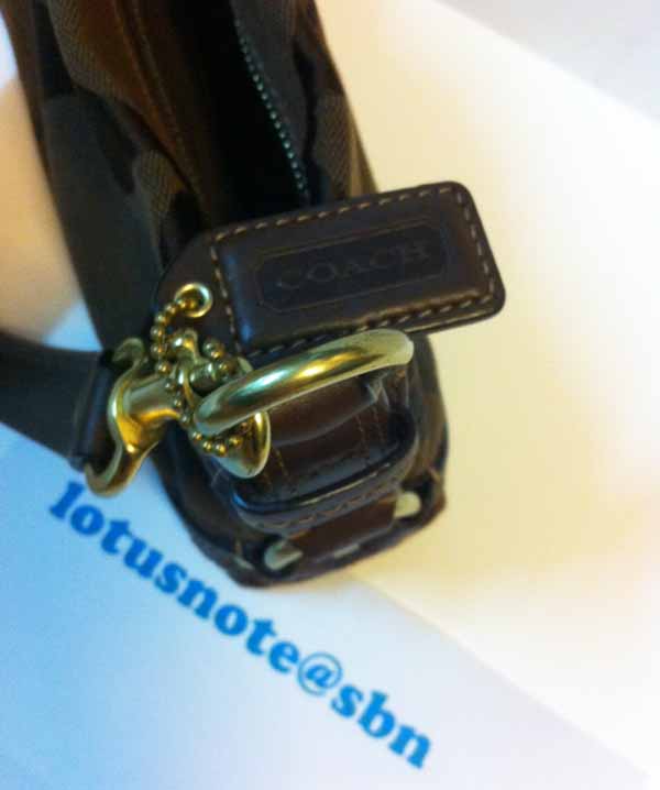 COACH Signature Carly Small Handbag Purse Brown Canvas&Leather ของแท้มือสองจากอเมริกา พร้อมส่ง ราคา2750บาท