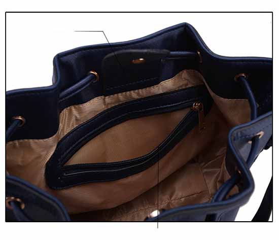 กระเป๋าสะพาย แฟชั่นเกาหลีสวยทรงขนมจีบอินเทรนด์ใหม่ นำเข้า สีดำ - พร้อมส่งIS987 ราคา950บาท