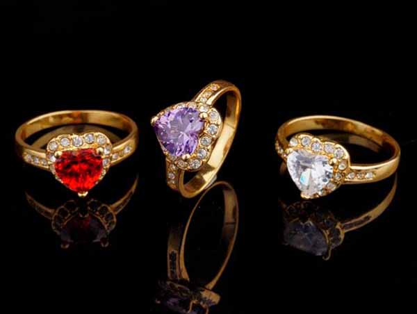 แหวนทองคำ แฟชั่นเกาหลีประดับคริสตัลสีม่วงรูปหัวใจสวยหรู 18K Gold Rings นำเข้า ไซส์7 - พร้อมส่งW236 ราคา590บาท